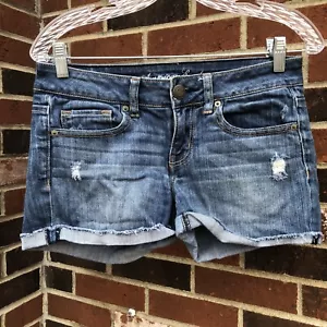 American eagle woman’s size 4 stretch distressed cuffed sexy shorts - Picture 1 of 4