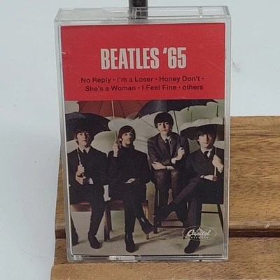 THE BEATLES 65 CASSETTE TAPE CRACKED CASE Foto 1 de 4