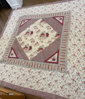 Waverly Norfolk Rose Reversible Floral Gingham Quilt F/Q French Country 85x85” - Image 1 of 4