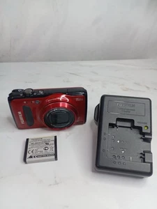 Fujifilm FinePix F Series F500EXR 16MP 15X Zoom Grade A Condition With Charger - Picture 1 of 7