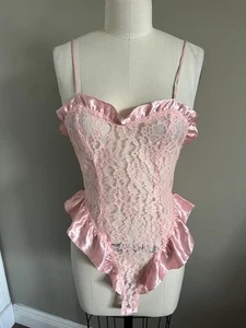 VINTAGE Y2K 80s VICTORIAS SECRET Gold Label Pink Lace Frill Sexy Teddy Bodysuit - Picture 1 of 10