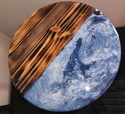 Muebles de madera de mesa epoxi personalizados redondos por 26" de alto de 18"  Foto 1 de 2