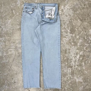 Levis 501 Jeans Womens 31 Pants Button Fly Light Ankle Denim Raw Hem Fits 31x26 - Picture 1 of 18