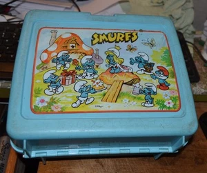 Fiambrera de plástico de colección de los años 80 marca Pitufos - Imagen 1 de 4