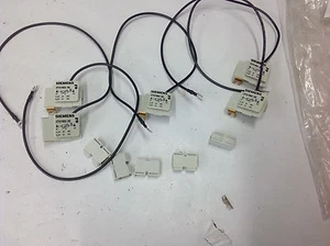Lot of 5 Siemens 3TX7402-3G Surge Protectors. NEW - Picture 1 of 3