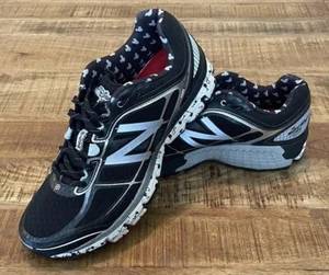 New Balance 860V5 Run Disney Steamboat Mickey Running Shoes - Picture 1 of 13