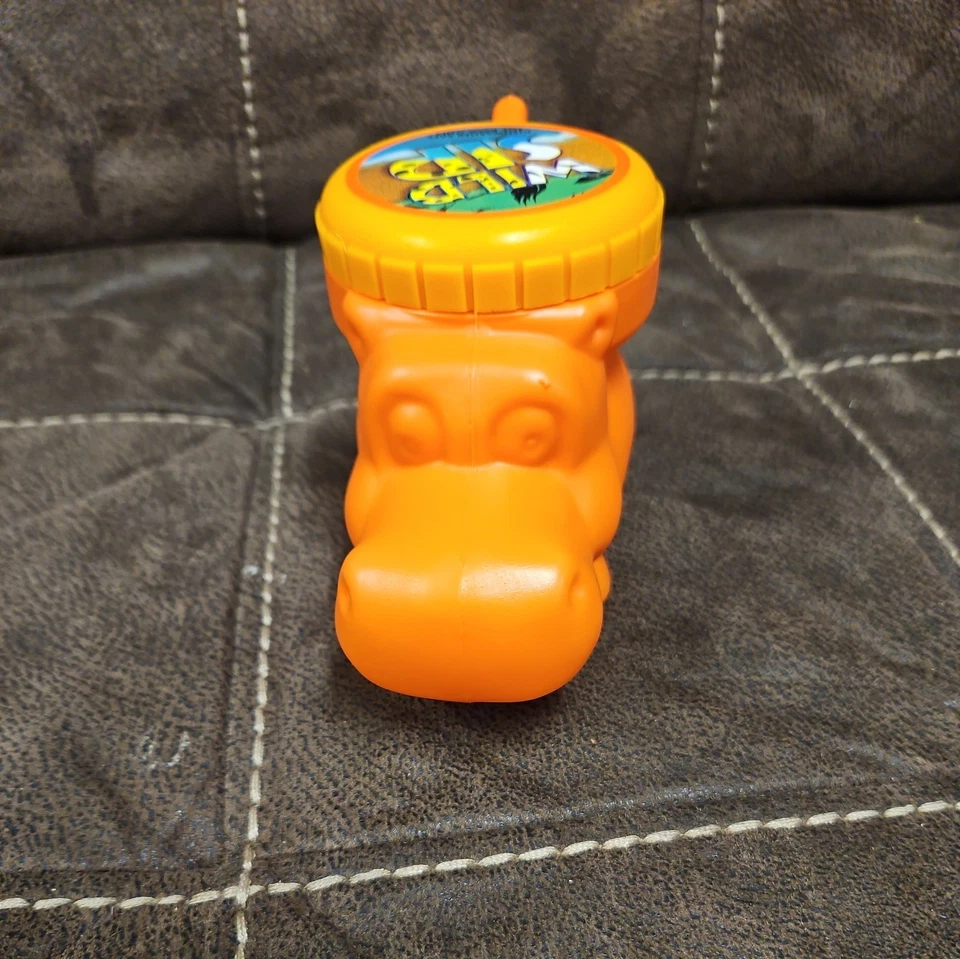 Taza de bebida de paja cubierta vintage 2003 Guateplast Wild SIP naranja hipopótamo para niños Foto 1 de 4