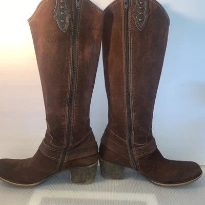 Apepazza Vera Gomma Botas Altas Marrón Gamuza Diseñador EU:39.5 (US:9) USADAS EN EXCELENTE ESTADO 2.5” Tacón Foto 1 de 4
