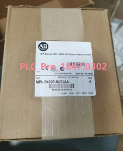 MPLB430PMJ72AA Nuovo sigillo di fabbrica MPL-B430P-MJ72AA Servomotore Consegna veloce - Foto 1 di 4