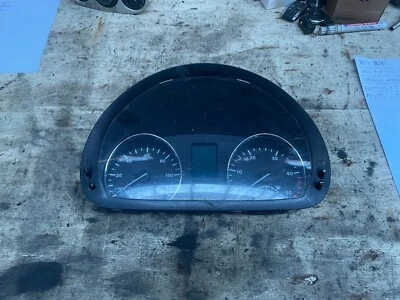 Mercedes-Benz Sprinter W906 Instrument Cluster Speedo A9069002800 (AJ-13) - Image 1 of 4