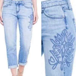 NWT LIVERPOOL Cameron Cropped Boyfriend Embroidered Design Jeans 10 / 30 Petite - Picture 1 of 12