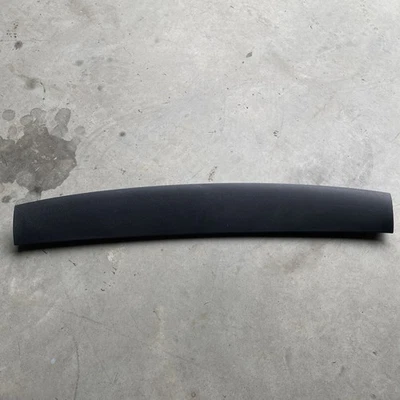 Volkswagen Golf GTI 2015-2021 puerta levadiza puerta trasera moldura superior cubierta panel OEM Foto 1 de 3