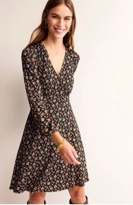 Vestido Boden Willow para mujer US 8R negro floral manga larga cuello en V EcoVero elástico Foto 1 de 4