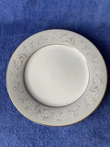 Noritake China Japan Chelsea 5822 Total Salad plate 8.1” Or 21Cm. VGC Used. - Picture 1 of 9