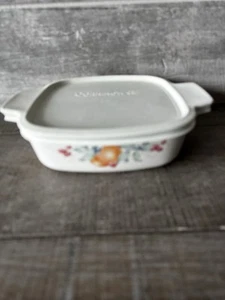 Vintage CorningWare Abundance Casserole Dish W/ Plastic Lid Small 7X7X2” (2pcs) - Picture 1 of 7