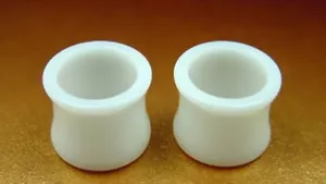 PAAR 000G 7/16" Zoll WEISS DOPPELT AUSGESTELLTE TUNNELSTECKER Stecker Messgeräte Tunnel - Bild 1 von 1