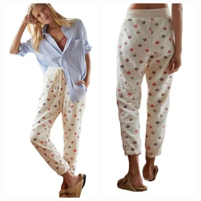 Pantalones de chándal Anthropologie Daily Practice para mujer M Sherpa bordados para salón Foto 1 de 4