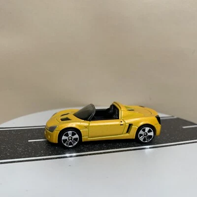 2005 Matchbox Superfast #54 Opel Speedster Roadster Yellow Mtflk w/5 Spoke NM - Image 1 of 4