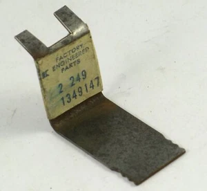 1961 Buick LeSabre Invicta Electra NOS plug wire bracket 1349147 - Picture 1 of 2