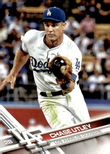 2017 Topps #134 Chase Utley - Picture 1 of 2