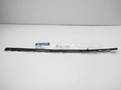 Soporte de montaje de moldura de parabrisas pasajero derecho para 10-15 Genesis Coupe Foto 1 de 4