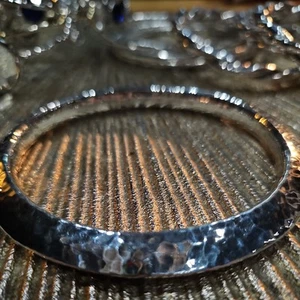 Ippolita Sterling .925 Hammered Oval Bangle Fits 7"or 8" Large Stacking 24+g - Picture 1 of 9