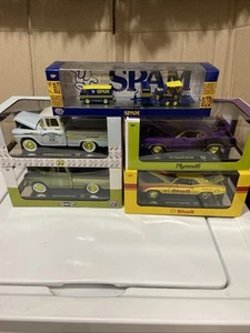 M2 1/24 Chase Lot Plus 1 1/64 Chase - Picture 1 of 13