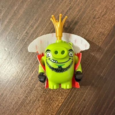 Lego King Pig Minifigure with crown Angry Birds Movie 75826 - Image 1 of 4