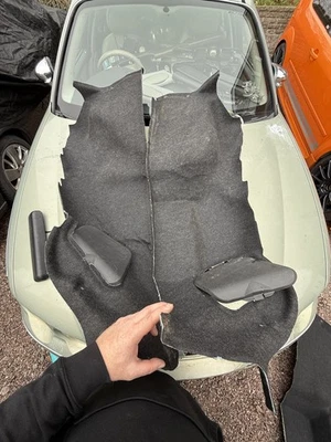 Alfombras maletero berlina MG ZT Rover 75 con luz trasera recortada y cubiertas PPD Foto 1 de 3