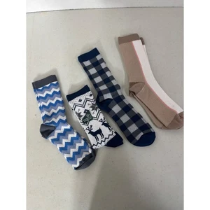 Womens Cozy NEW Crew Socks Winter Fair Isle Deer Plaid Chevron Pattern 4 Pair - Picture 1 of 2