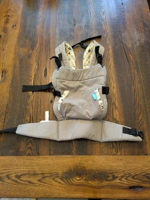 Portabebés Infantino Cuddle Up - Limpio y en excelente estado Foto 1 de 4