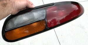READ 1ST* 1997-2002 Chevrolet Camaro Tail Light Lamp RH Passenger Side OEM 97-02 - Picture 1 of 24