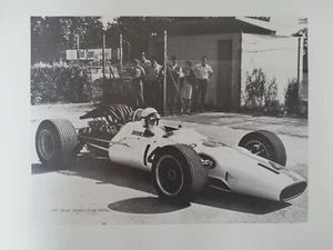 Clipping Ritaglio Foto Formula 1 F1 Surtees su Honda al GP di Monza del 1967 - Picture 1 of 1