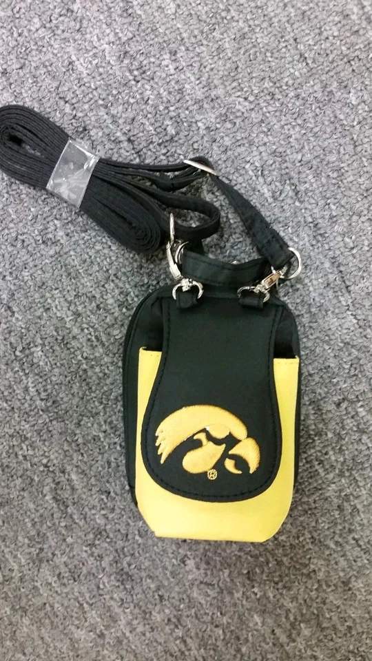Iowa Hawkeyes Purse Plus Touch Phone  ID Wallet Charm 14 Gift Bag Compact - Image 1 of 1