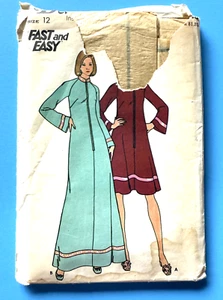 Bata acampanada vintage patrón Butterick #3991 Misses en dos longitudes talla 12 sin cortar - Imagen 1 de 2