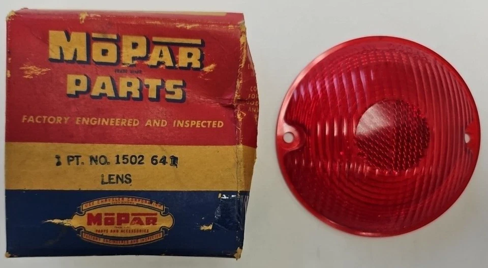 Lente de luz trasera Dodge Truck 1954 1955 1956 bonita auténtica en caja nueva en caja 1502641. Foto 1 de 4