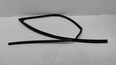 Honda Pilot 2016-21 pasajero delantero puerta lateral ventana vidrio canal de funcionamiento sello OEM Foto 1 de 4