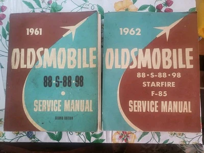 1961 & 1962 Original Oldsmobile Service Manuals 88, S-88, 98 Complete Used — 第 1/4 张图片