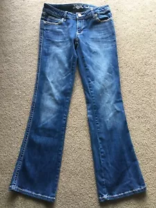 Wrangler Rock 47 Ultra Low Rise Womens 27 X 32 Boot Cut Embroidered Stretch - Picture 1 of 9