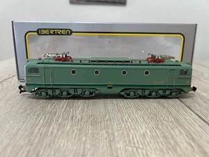 Locomotive type CC de la RENFE échelle HO IBERTREN état Neuve - Imagen 1 de 11