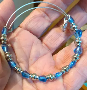 Alex & Ani Blue glass Silver bead bracelet Retired - Picture 1 of 2