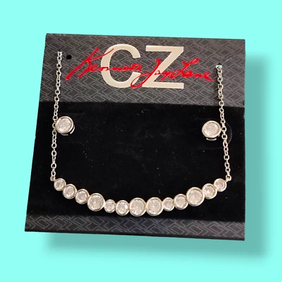 Conjunto de collar y pendientes firmados Kenneth Jay Lane KJL circonita cúbica tono plata cadena de 18 pulgadas Foto 1 de 4