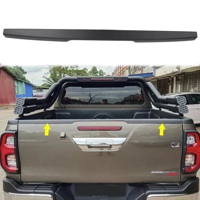  Protector de borde de carga para Toyota Hilux 2015-2023 Invincible listón de protección del portón trasero - Imagen 1 de 4