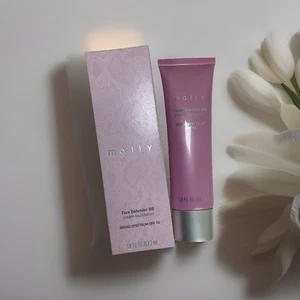 Mally Face Defender BB Cream Foundation SPF 15 *Medium Light* 1.8 Fl Oz. - Picture 1 of 6