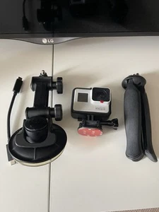 GoPro Hero 7 White Edition Action Camera with Accessories Plus 128gb Memory Card - Picture 1 of 19