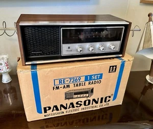 1970 Panasonic AM-FM Table Radio RE-7369 Working Excellent Condition See Video - Picture 1 of 11