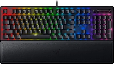 Razer BlackWidow V3 Mechanical Gaming Keyboard Green Mechanical Switches - Image 1 of 4