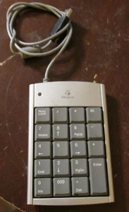 Targus PAUK10 Wired USB Numeric Keyboard Keypad - Picture 1 of 4
