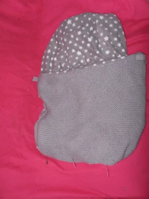 Vertbaudet Strick-Fußsack Babyschalen/Maxi Cosi Fleecefutter grau Bezug Wolle - Bild 1 von 4