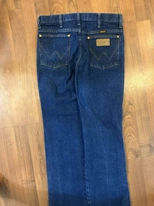 Vintage Wrangler Jeans Men's 31/32) Made In USA - 936pwd - Picture 1 of 5